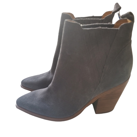 Marc Fisher LTD Gardi Pointed Toe Suede Booties β Medium Gray, Size 8 | Stylish - Picture 9 of 13